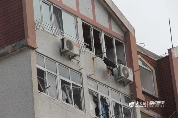 突發(fā)！青島一居民樓發(fā)生爆燃！已造1人死亡，7人受傷！3公里外有震感…