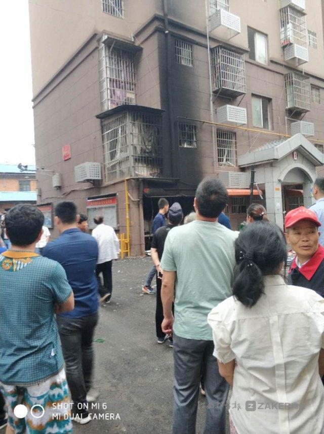 南昌新建區(qū)一小區(qū)煤氣罐爆炸， 4 人受傷